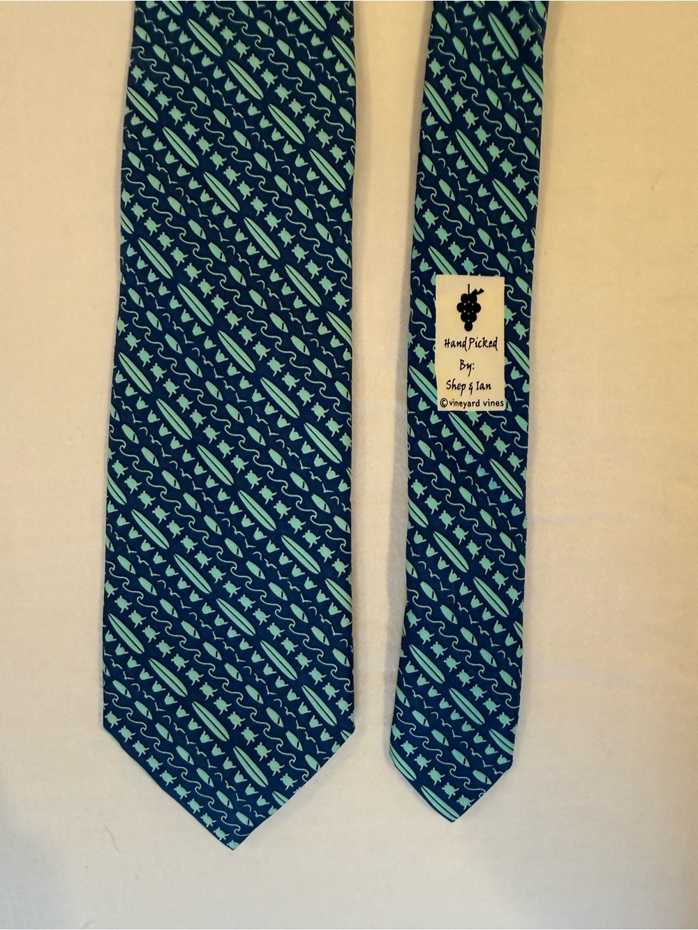 Vineyard Vines Blue & Light Blue Surf Patterned Silk Tie
